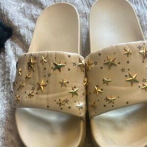Tory Burch White and Gold Star Accent - Sandals Size 11
